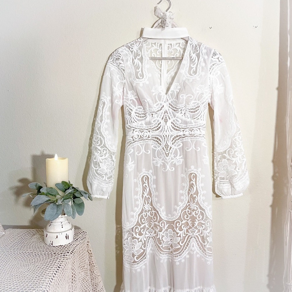 Anthropologie x BHLDN Monique Lhuillier Lyon Embroidered Choker Dress